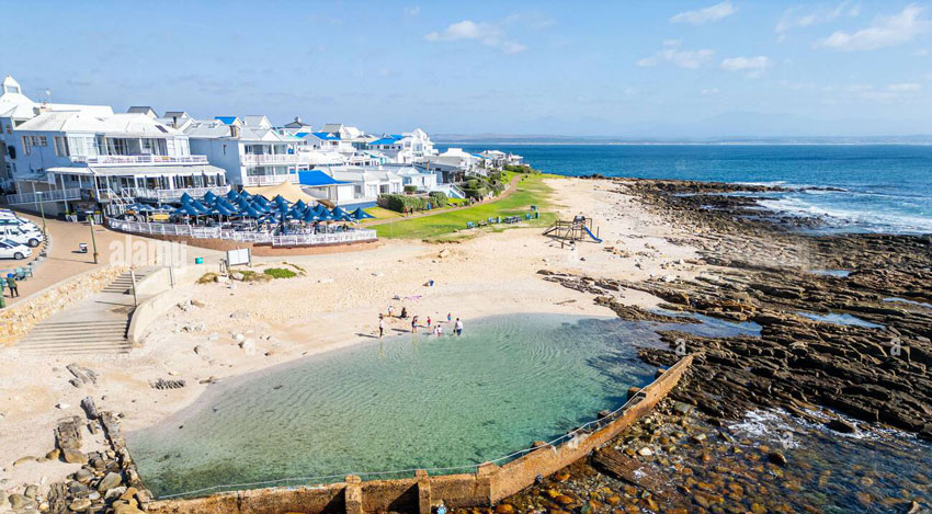 mossel bay pool